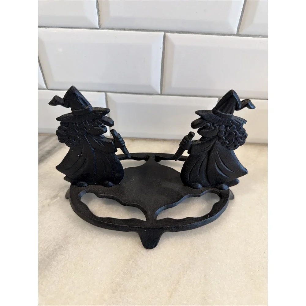 Halloween Cast Iron Witch Witches Brew Brewing Candle Holder Metal‎ Stand ES002